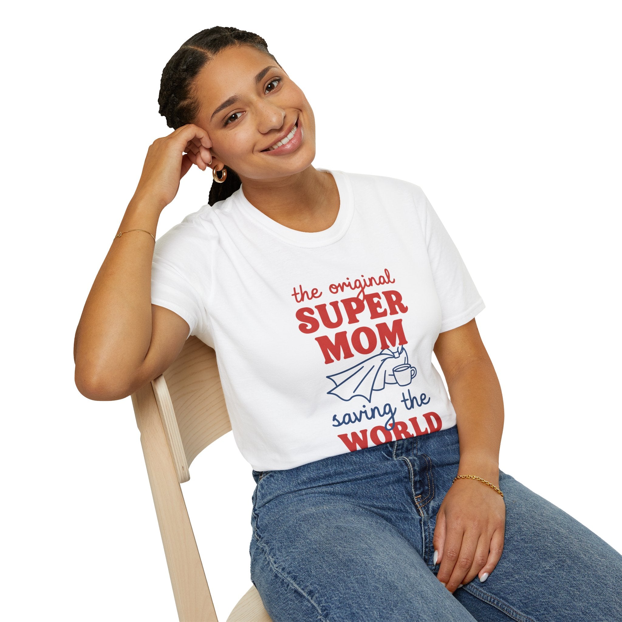 Super Mom Saving the World T-Shirt | Mom Hero Graphic Tee
