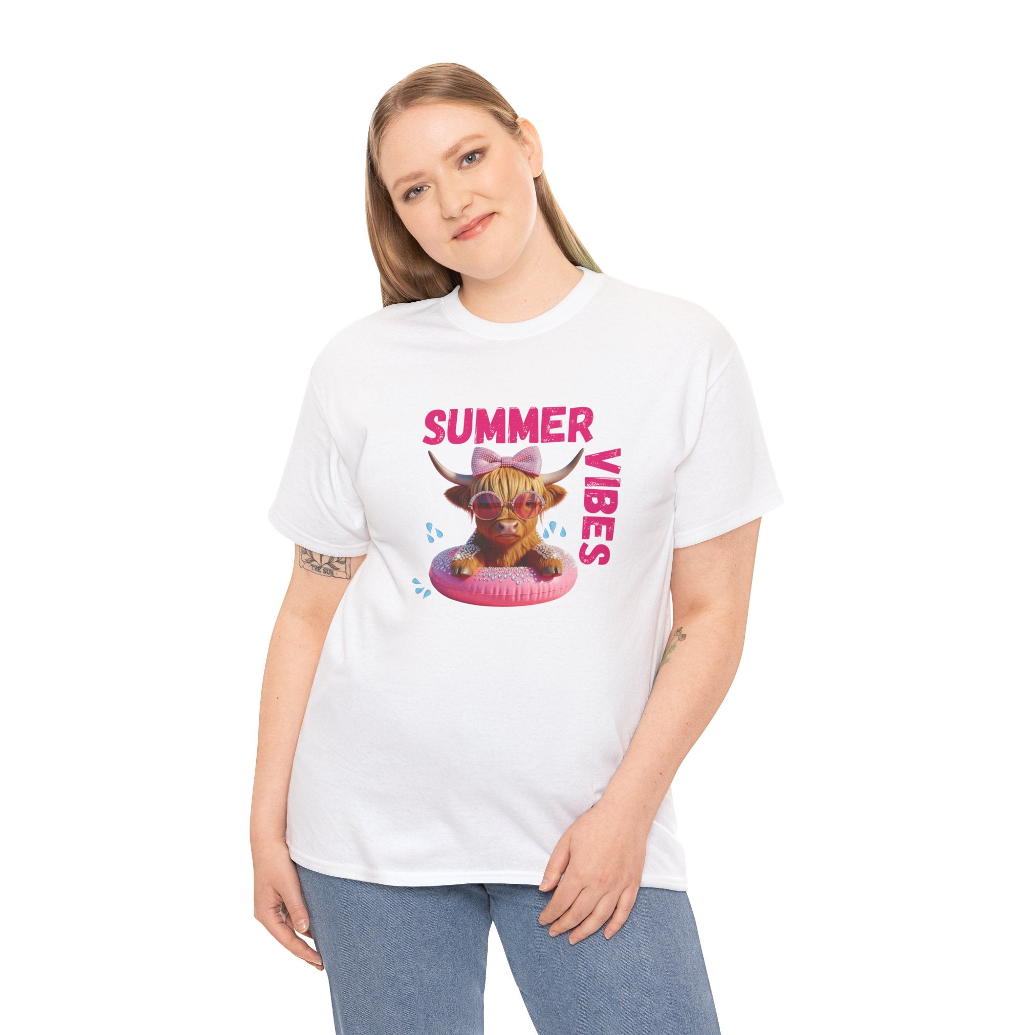 Summer Vibes Tee, Cute Summer Shirt, Relaxed Fit T-Shirt, Beachwear Top, Gift for Friends, Summer Party Apparel
